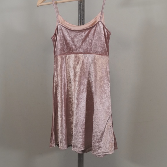 SOLD - Picture 2 of 3